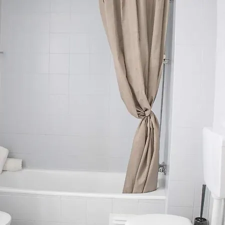 公寓 One Bedroom West - Tower B 波尔蒂芒