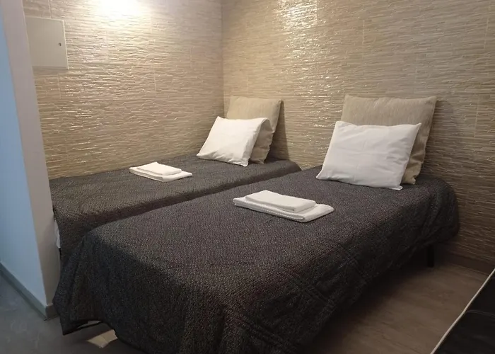 One Bedroom West - Tower B